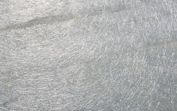 Treloquithack laminate fibreglass or shingles?